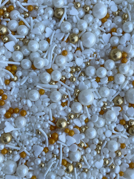 White and Gold Sprinkles 4oz